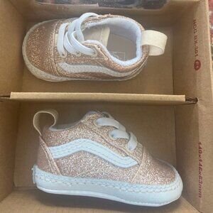 Sparkly Vans Infant Old Skool Crib Shoe, size 1